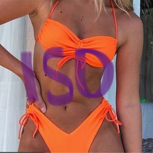 ISO Frankies bikinis “ruby” bottoms in size small